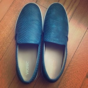 Vionic Women’s Midi Blue Snake Slip-On - Size 10